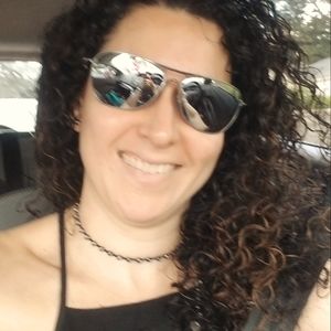 Meet your Posher, Ines